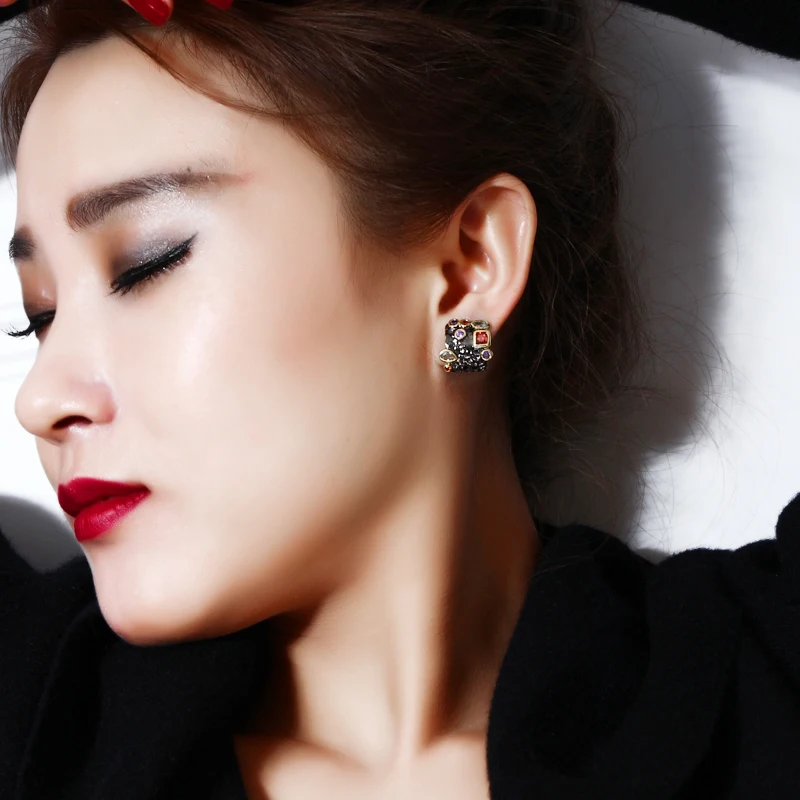 New Unique Women Black Stud Earrings with Black Gold CZ stone Vintage