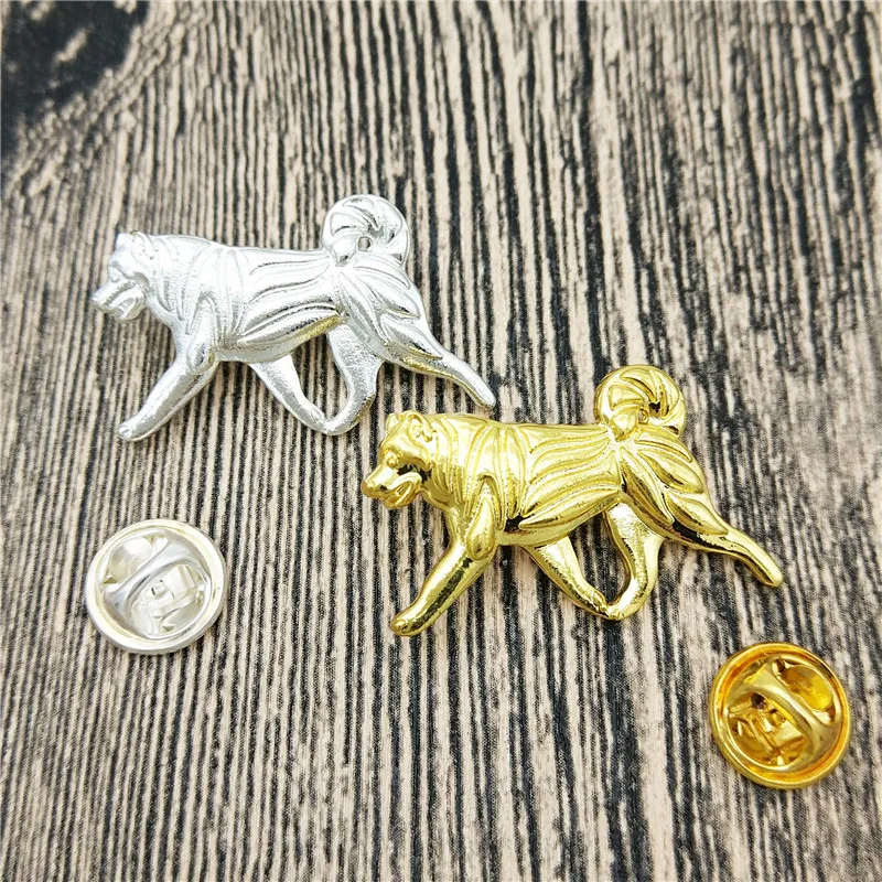 

Hot Wholesale Cute Animal Pins Alaskan Malamute Broches and Pins Collar Pin Jewelery Clothing Accessories Gift for Women