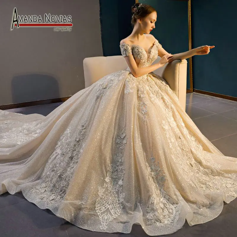 Потрясающий дизайн с открытыми плечами блестящая ткань бальное платье Свадебные платья - Цвет: champagne color