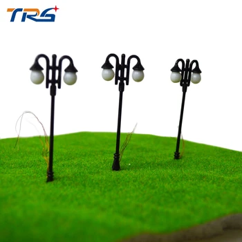 

5PCS 7cm 1:160 Scale Architectural Model Garden Metal Lamps Two Head Model Black Lamppost Street Iron Lights