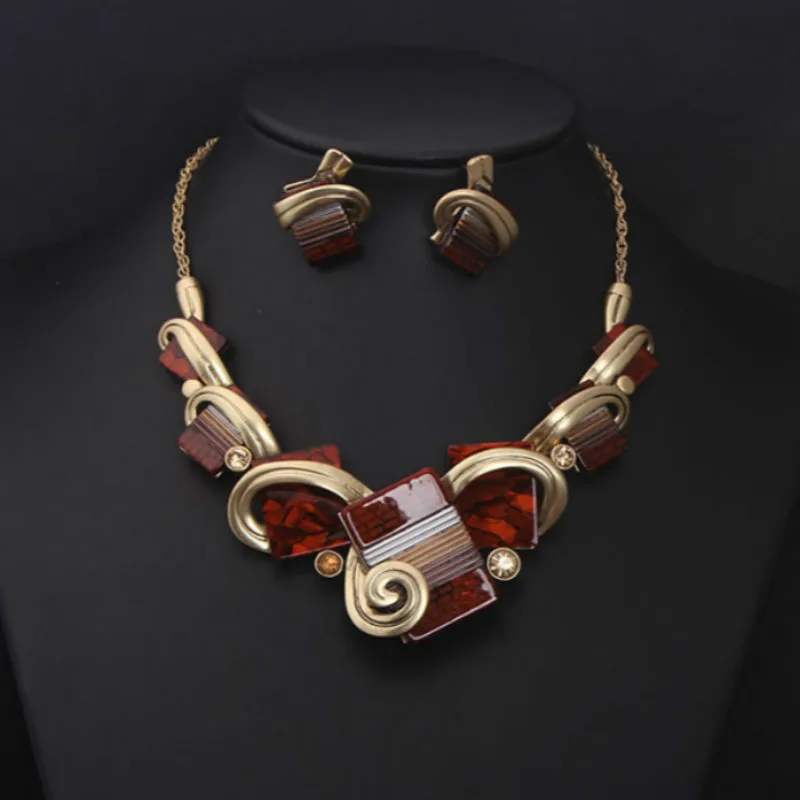

Luxury Vintage Jewelry Set Crystal Za Choker Necklace Geometric Resin Crystal Jewelry Sets Stud Earrings for Women Nickel Free