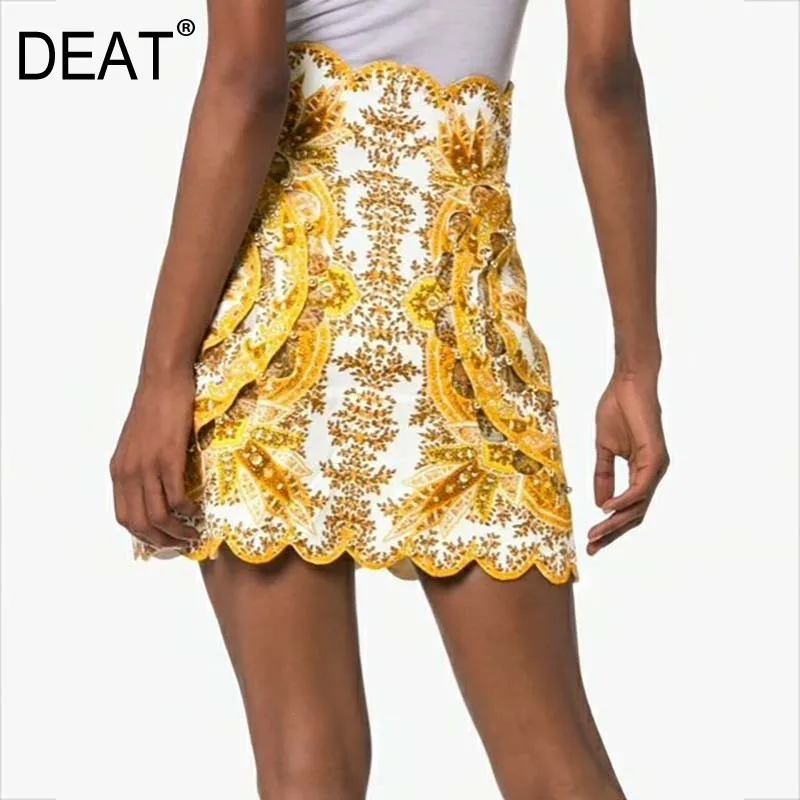 

DEAT 2019 New High Waist Lace Hollow Out Court Styles Yellow Embroidery Mini Sexy Halfbody Skirt Female Bottom WG88807L