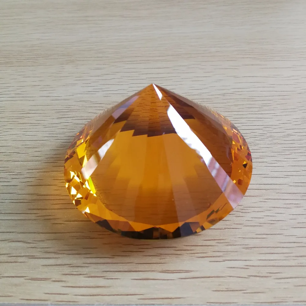 80mm 1pcs Multifaceted Amber Color Crystal Diamond Paperweight.amber