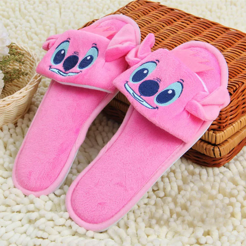 Мягкие женские тапочки из хлопка с вышивкой; милая мягкая обувь на плоской подошве для пары с героями мультфильмов - Цвет: Розовый