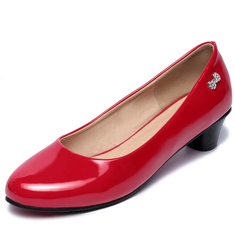 

New Arrival Basic Solid Office Shoes High-Quality Light Up Leather Low Heel Round Toe Women Pumps Hot Boats Shoes Comfortable