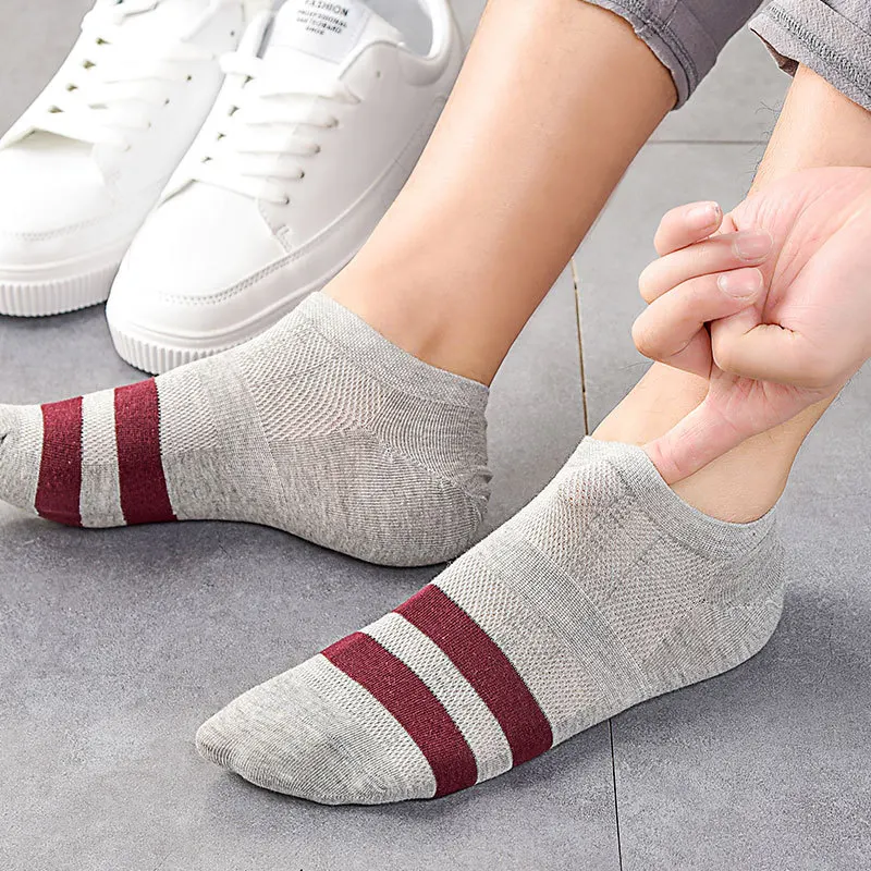 

Summer new men's short tube sweat-absorbent breathable cotton socks