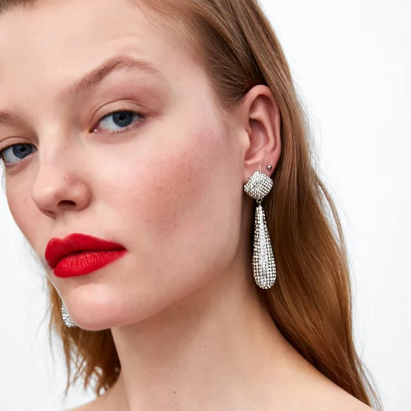 

Girlgo ZA New Fashion Rhinestone-encrusted Teardrop Dangle Earrings For Women Bohemia Full Crystal Drop Earrings Party Jewelry