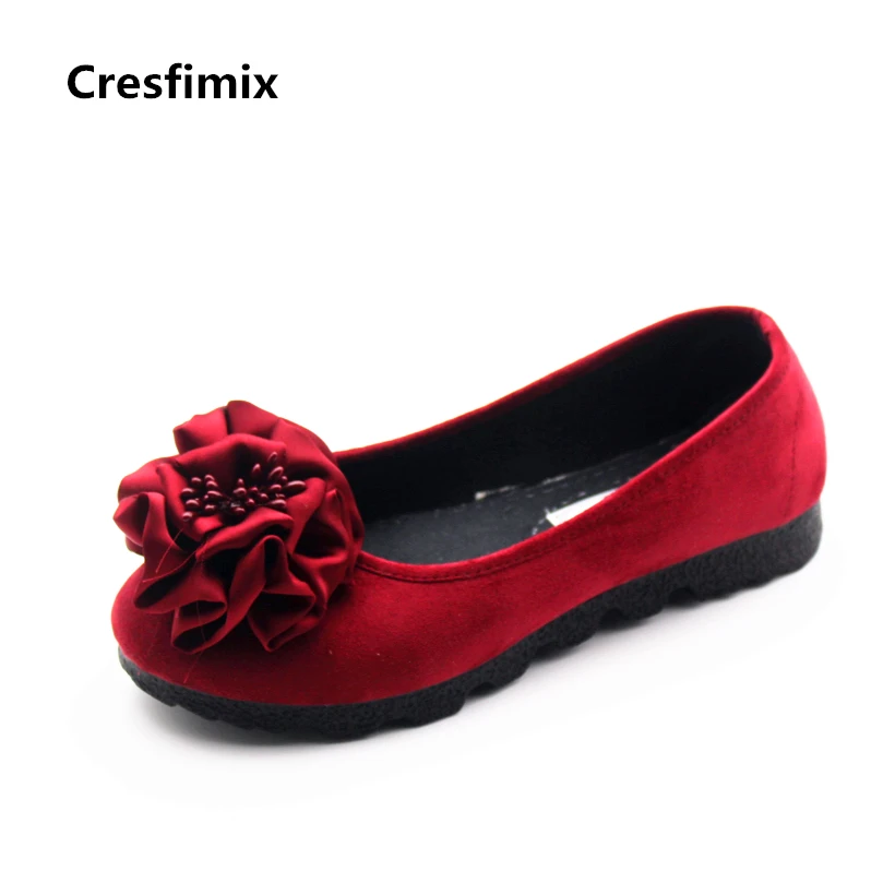 Cresfimix/Женская Удобная танцевальная обувь; милые женские туфли на плоской подошве без застежки; сезон весна-лето; Женская классная обувь с цветочным принтом; zapatos mujer; a527