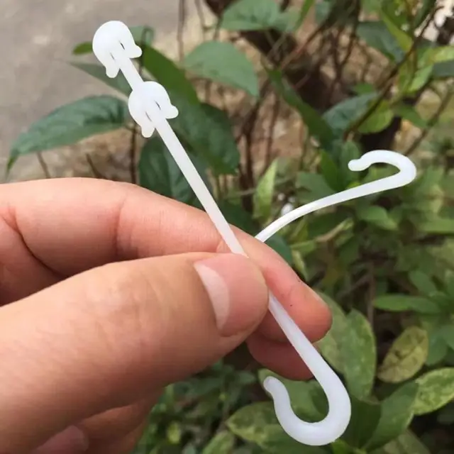 100pcs Durable Plants Cherry Tomato Support Clip Vine Garden Vegetable