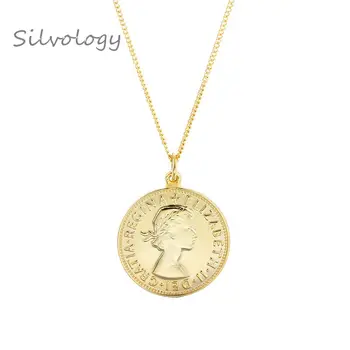 

Silvology 925 Sterling Silver Round Six Pence Figure Pendant Necklace Creative Double-Sided Pattern Female Necklace 925 Jewelry