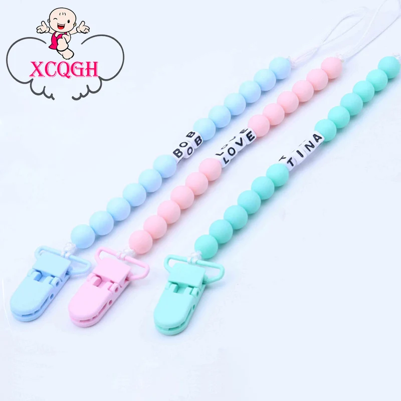 

Personalized Name Scrubs Beads Pacifier Clips Colorful Pacifiers Holder For Nipple Baby Girl Boy Feeding Accessory