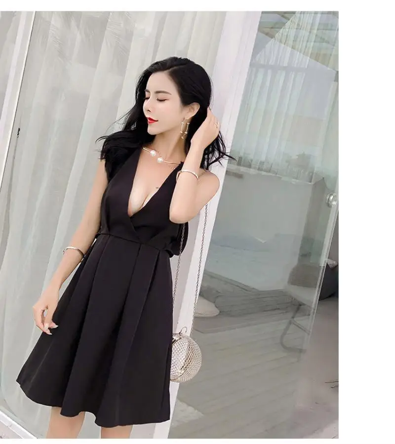Halter Backless Sexy Women Dress Elegant Pearl Chain V Neck Sleeveless Evening Party Club Summer Dress Vestidos Female