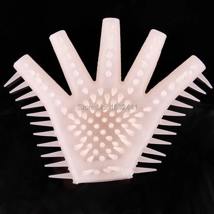 2015 New Arrival Latex Soft Burry Massaging Gloves 5 Fingerless Sauna