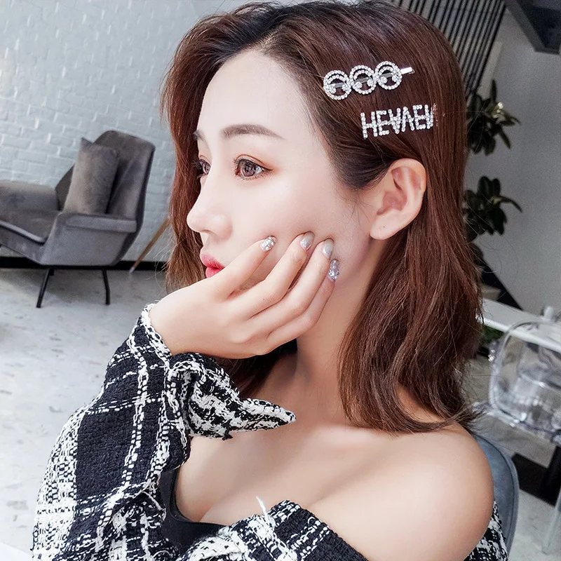 

AWAYTR Korean Bling Letter Crystal Diamond Hairpins Metal Women Headwear Hair Clip Girls Accessories Barrettes Hairgrips