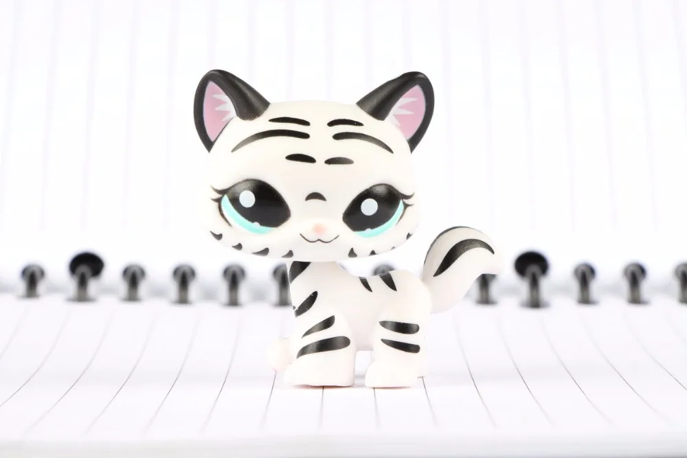 New Pet Collection Figure 1498 Black White Striped Cat Kitty Child Loose Cute font b Toys
