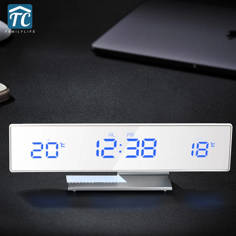 

LED Electronic Fashion Mirror Snooze Adjustable Photometric Handicraft Decoration Indoor and Outdoor Temperature Desk Clock