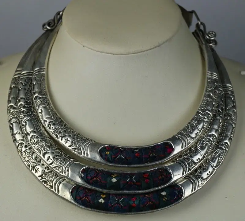 

Jew3107 Tribal chinese minority people's old hand embroidery miao silver 3rings necklace