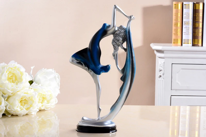 Vintage Resin Dancing girl Ornament Figurines Miniatures Person Statues For Home Hotel KTV office Background Wedding Decoration2