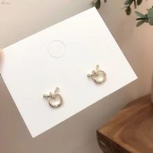 AOMU/ Новые простые корейские дизайнерские милые геометрические маленькие круглые серьги-гвоздики с циркониевым кристаллом, ювелирные изделия для женщин и девушек, вечерние