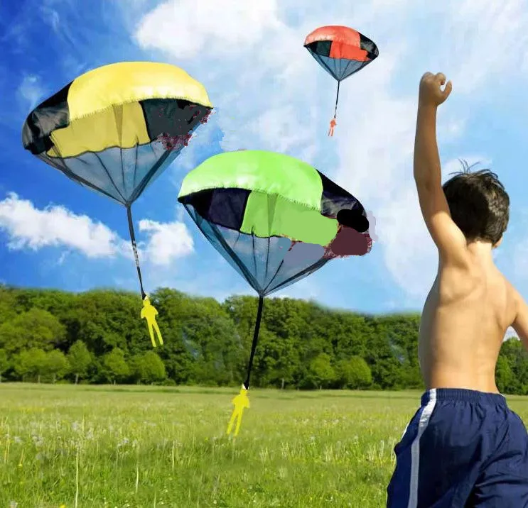 

Children gift Parachute Throw and Drop Toys for Boys Set outdoor fun toy outdoor sports toys for kids parachute toy With Doll