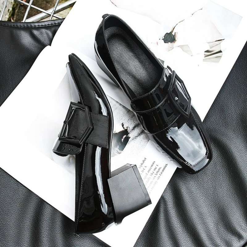 

2018 new square head with the first layer of leather with a single shoes thick with high-heeled shoes women.