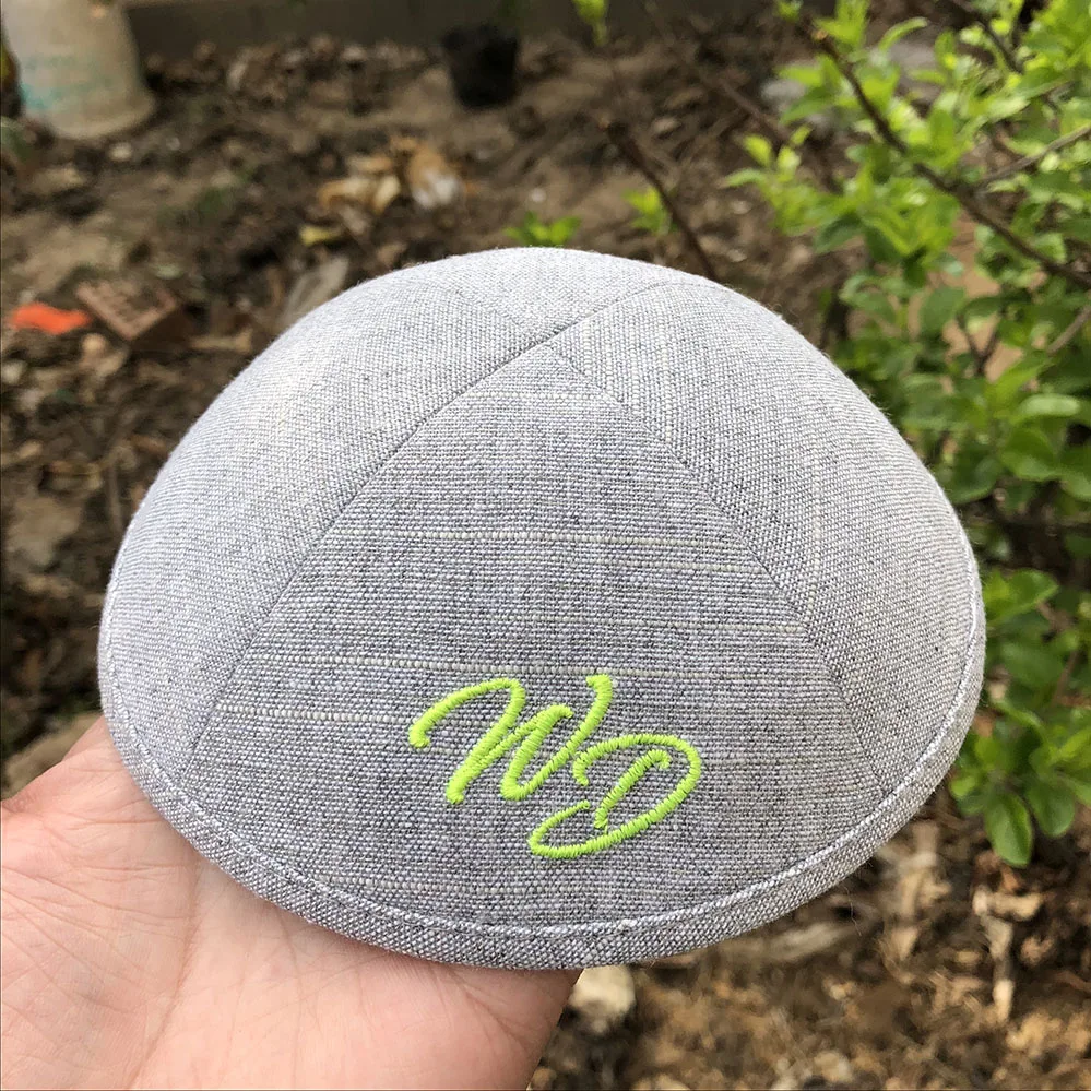 

LIGHT GREY HEAVY LINEN KIPPAHS WITH PALE BLUE EMBROIDERY LOGO