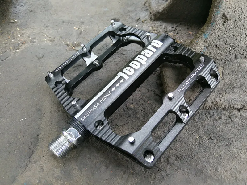 

shanmashi 2019 New Ultralight MTB Bicycle Pedal 6 Colors CNC Aluminum alloy Platform mountain BMX Road Bicycle Pedal