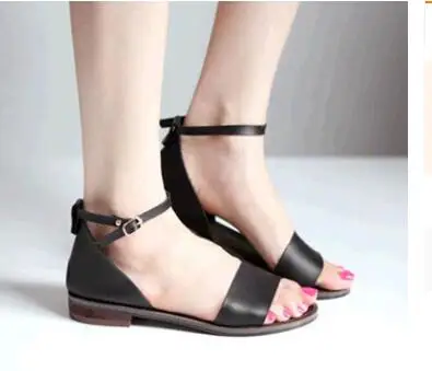 

2019 summer open toe flat sandal PU leather flange ankle gladiator shoes woman fashion sandals black white gold