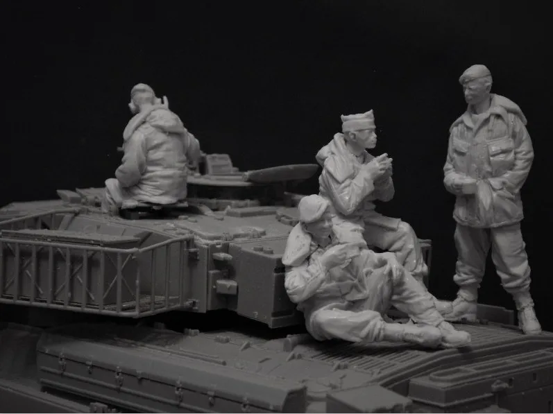 

1:35 Resin Figure Model Kit Unassambled Unpainted X165(4 figures)