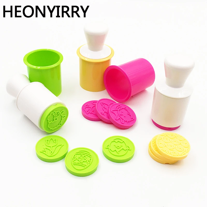 

6pcs/set Cartoon Cookie Stamps Moulds Christmas Tree Cookie Tools Cake Decoration Bakeware Kitchen Gadgets Accessories Supplies