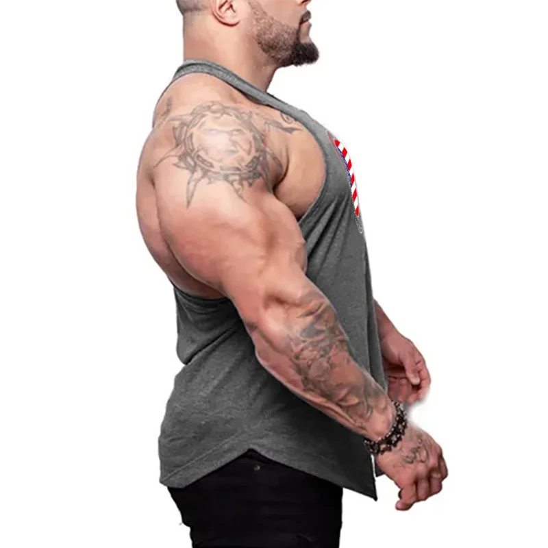 Тренажеры торговой марки muscleguys майка Стрингера Мужская мода лето Бодибилдинг Рубашка без рукавов жилет мужская одежда для фитнеса