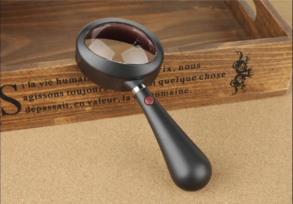 6.5x White Handheld Magnifier with 10 LED Light for inspection of