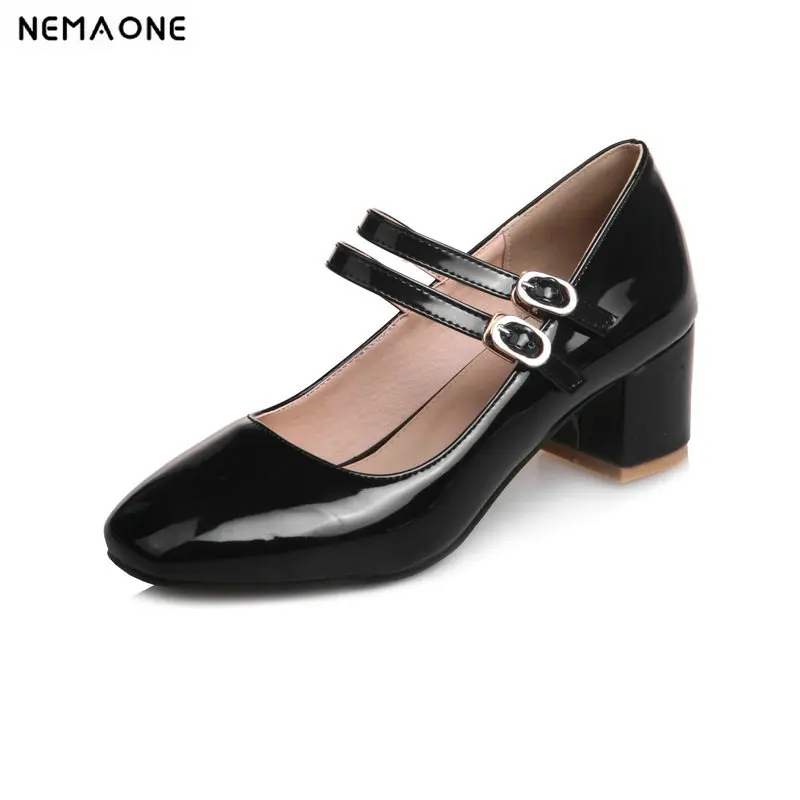 

3 Colors Women Fashion Patent Leather Shoes OL Loafers Casual Low-heeled Female Sweet Metal Buckle Boat Shoes Size 34-43