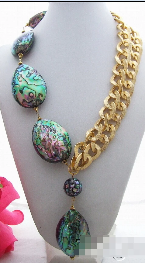 

11.25 natural Paua Abalone Shell Necklace