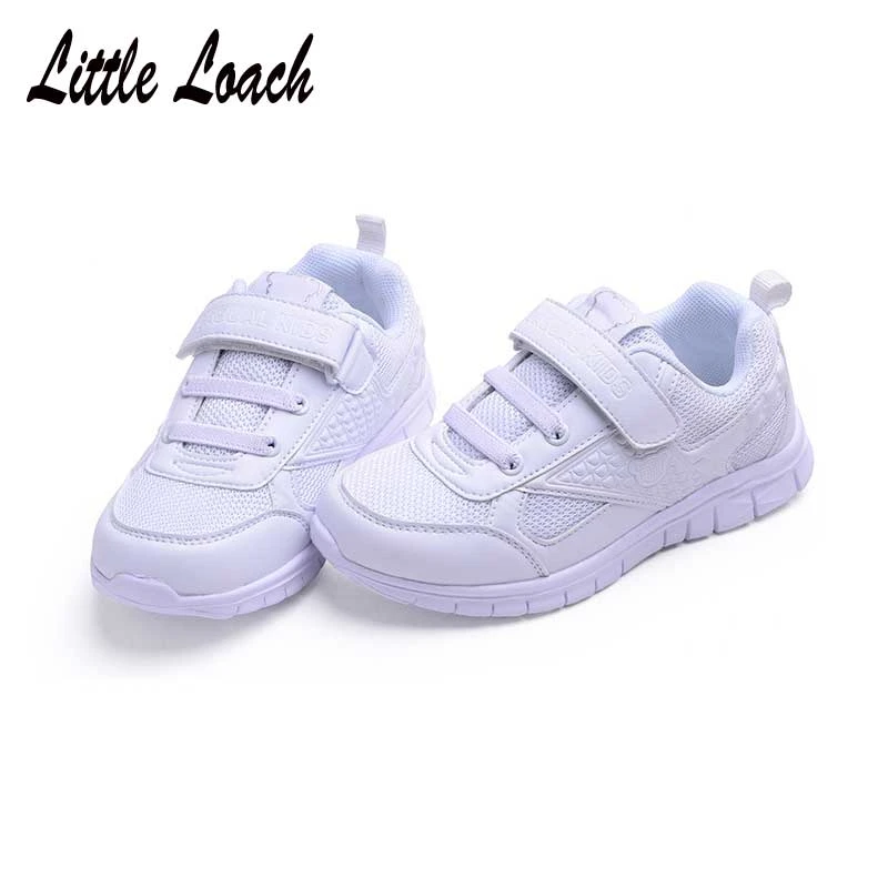 white sport shoes kids
