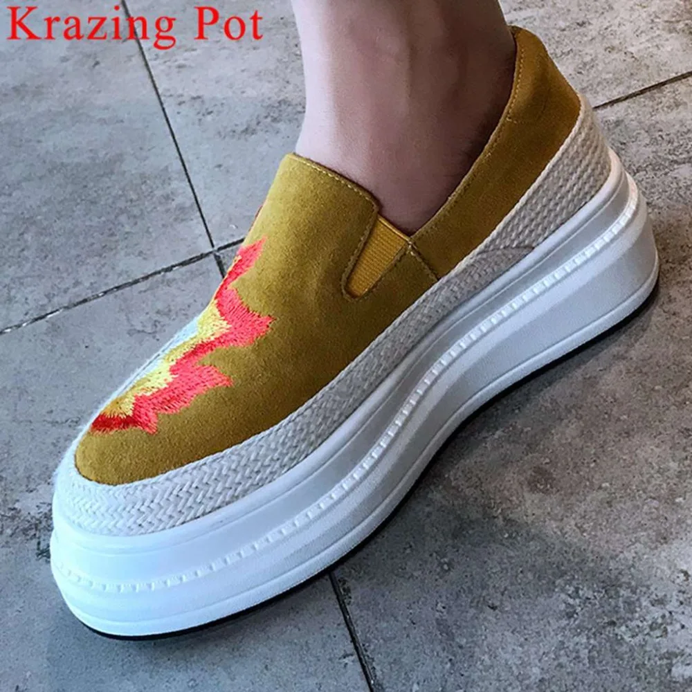 

Big size fire embroidery round toe thick med bottom platform slip on loafers kid suede handmade casual wear vulcanized shoes L11