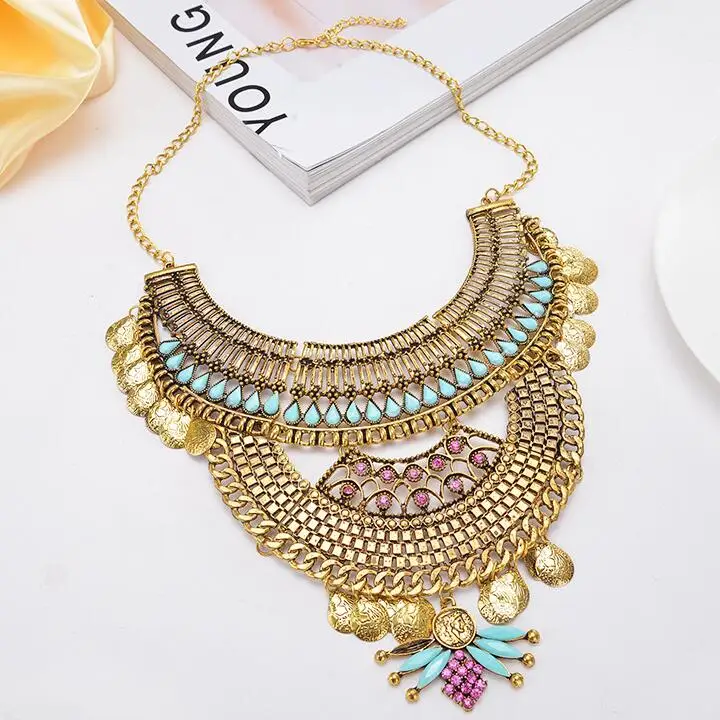 

Fashion Vintage Metal Big Pendant Chunky Necklace Punk Alloy Crystal Coins Bid Statement Choker Chain Collar Jewelry for Women