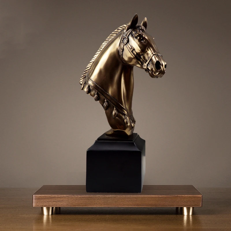 Cabeza de caballo de oro estatua escultura resina decoración del hogar Accesorios sala de estar o dormitorio adornos geométricos regalos Cabeza de caballo de oro estatua escultura resina decoración del hogar Accesorios sala de estar o dormitorio adornos geométricos regalos