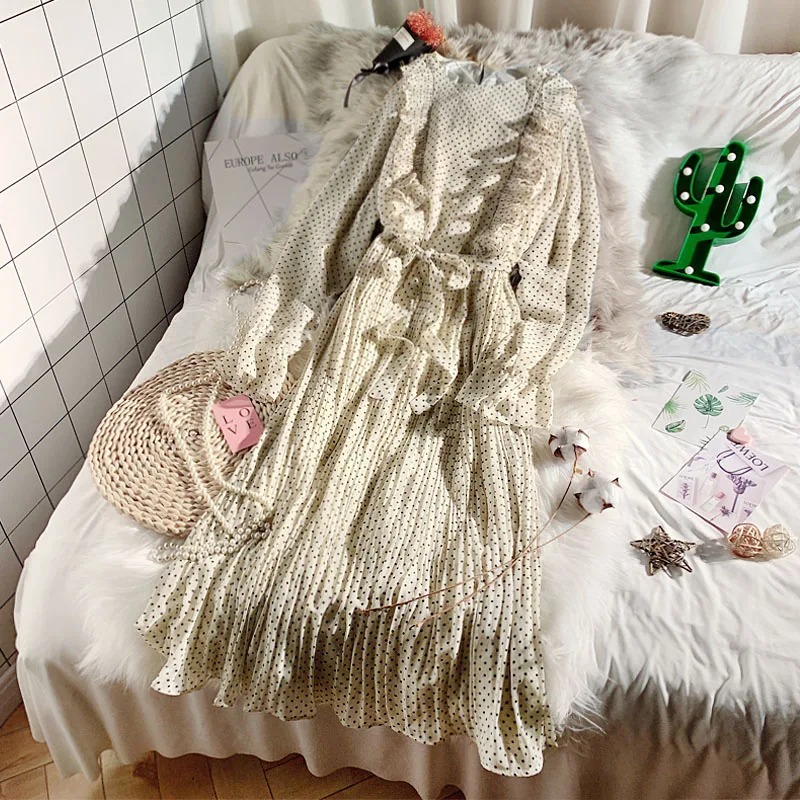 

Fairy Dress for Women New Spring Fashion Vintage Ruffles Polka Dot Chiffon Dress O Neck Long Sleeve Dress Knee-length