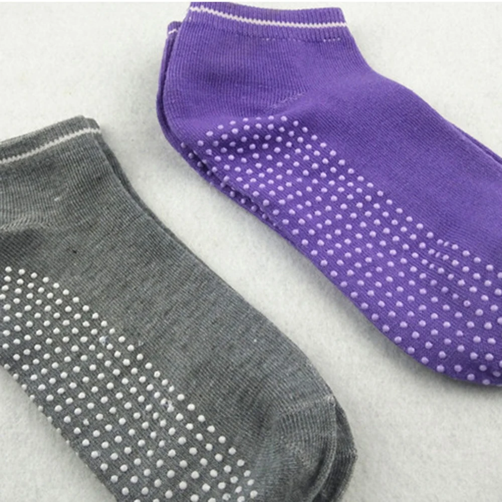 Non-slip Cycling Socks Women Yoga Socks Fitness Sports Running Socks Soft Breathable Pilates Socks for Basketball Exercise