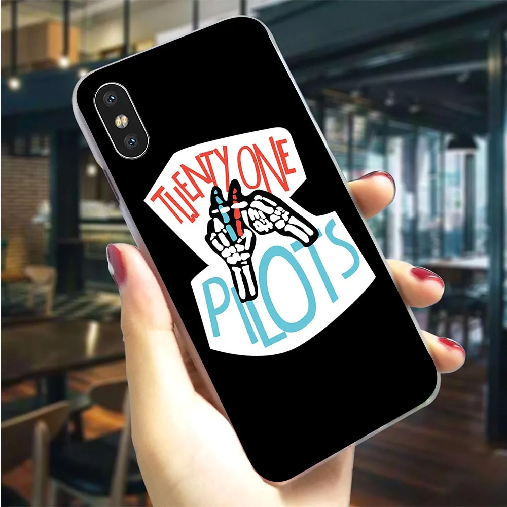 Plastic Phone Cover for iPhone 6 Twenty One 21 Pilots Case for iPhone XR Cases X 7 8 Plus 6S 5 5S SE Xs Max Plastic Phone Cover for iPhone 6 Twenty One 21 Pilots Case for iPhone XR Cases X 7 8 Plus 6S 5 5S SE Xs Max