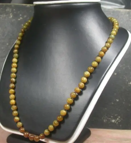 

1854 Natural A JADE Jadeite Bead beads Necklace It is 19 inches