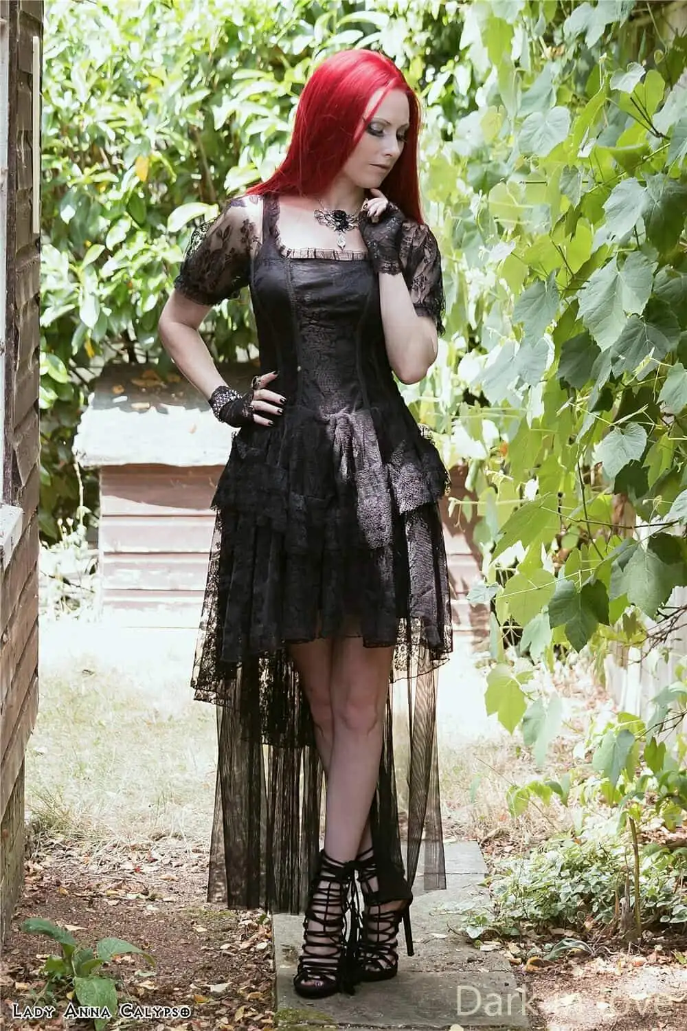 Darkinlove женское короткое черное кружевное готическое платье DW129