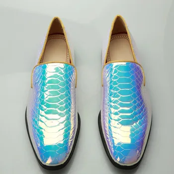 

Discoloration Fluorescent Color Casual Shoes Round Toe Fish Scale Slip on Male Loafers Spring Breathable Men Smoking Slippers