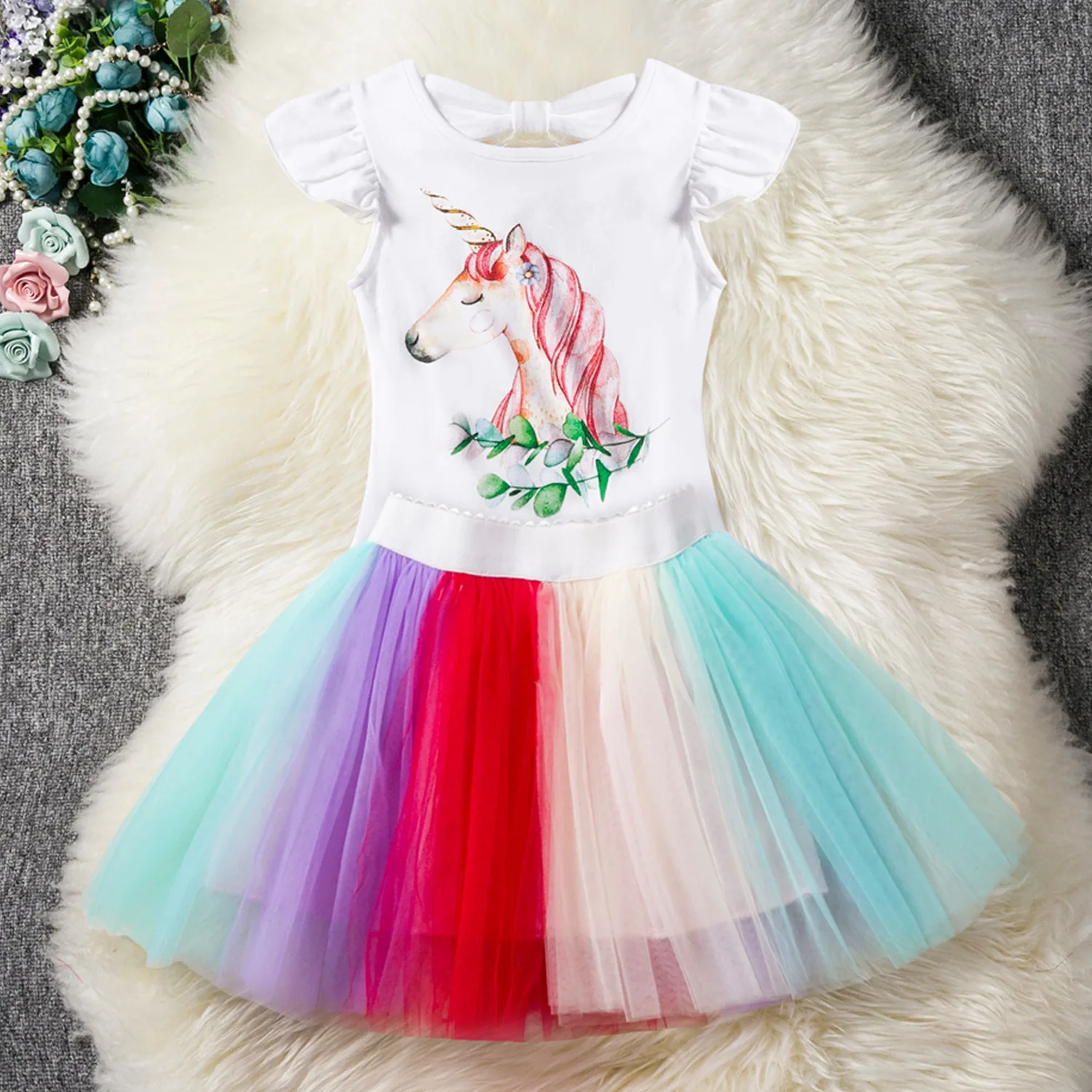 

2019 Summer Children's Suits girls Rainbow clothes set new magical unicorn pattern T-shirt lace skirt cute children's wear 2-7Y