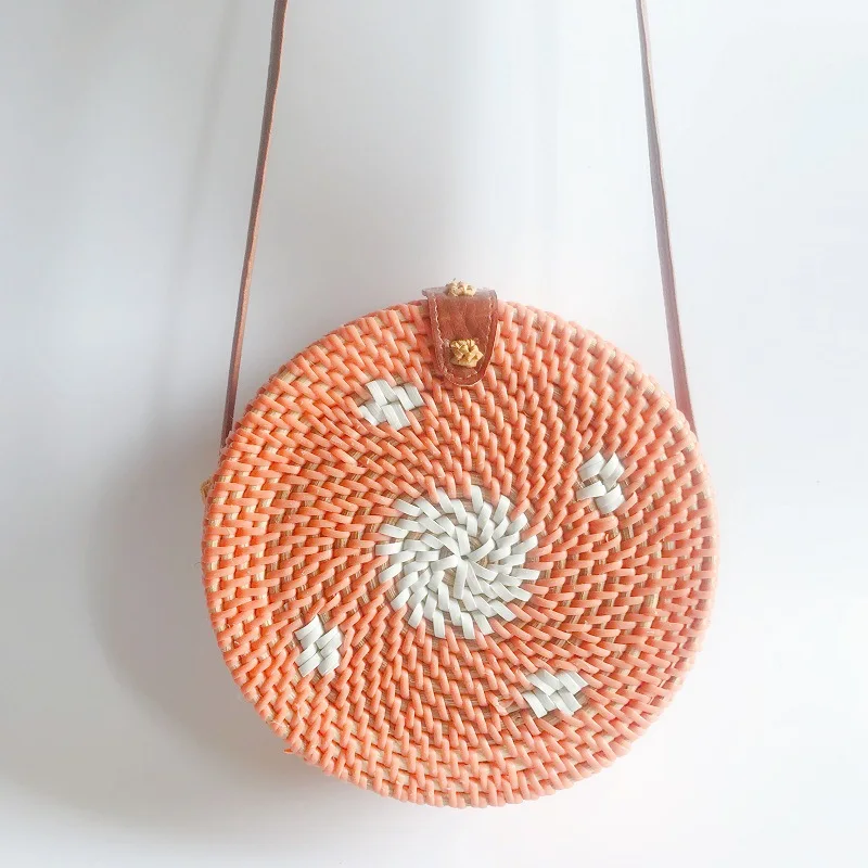 

Bali New Fashion Color Handbag Handmade Rattan Women Shoulder Bag Flower Design Wicker Woven Messenger Bag Fine Trend Round Bag