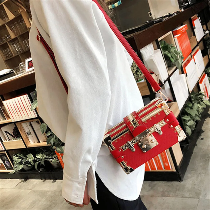 

womens Vintage Handbags Clutch Retro Women Messenger Bags Panelled Box Bag Rivet Crossbody Shoulder Bags Small Handbag Purse