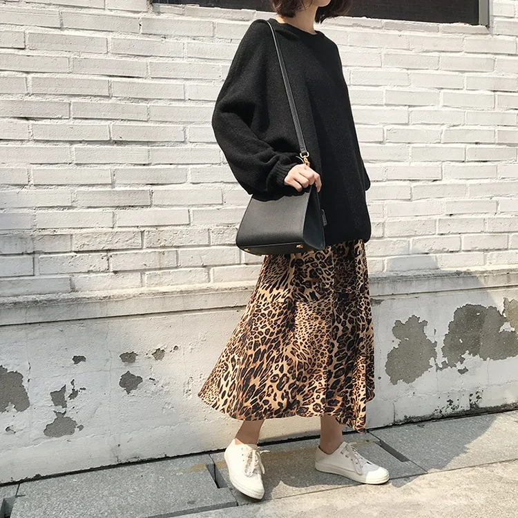 leopard print midi skirt 80s