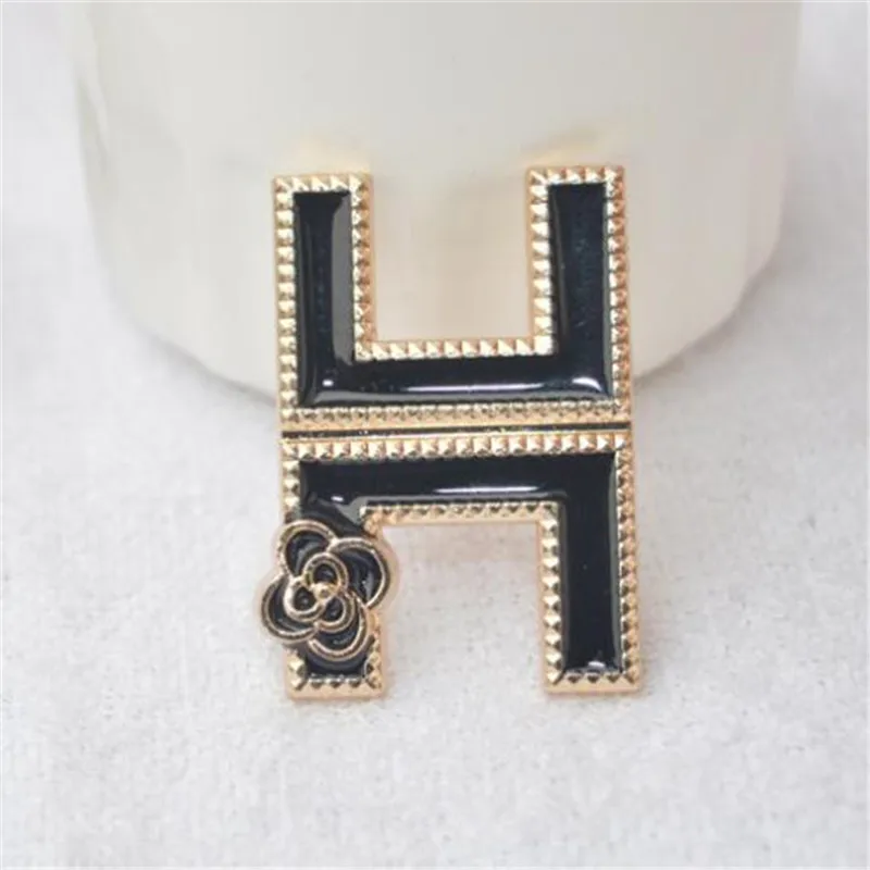 

Handmade Fashion Brooch Gold Black Letter H Rhinestones Brooch for Women Girls Luxury Brand Jewelry Brooches