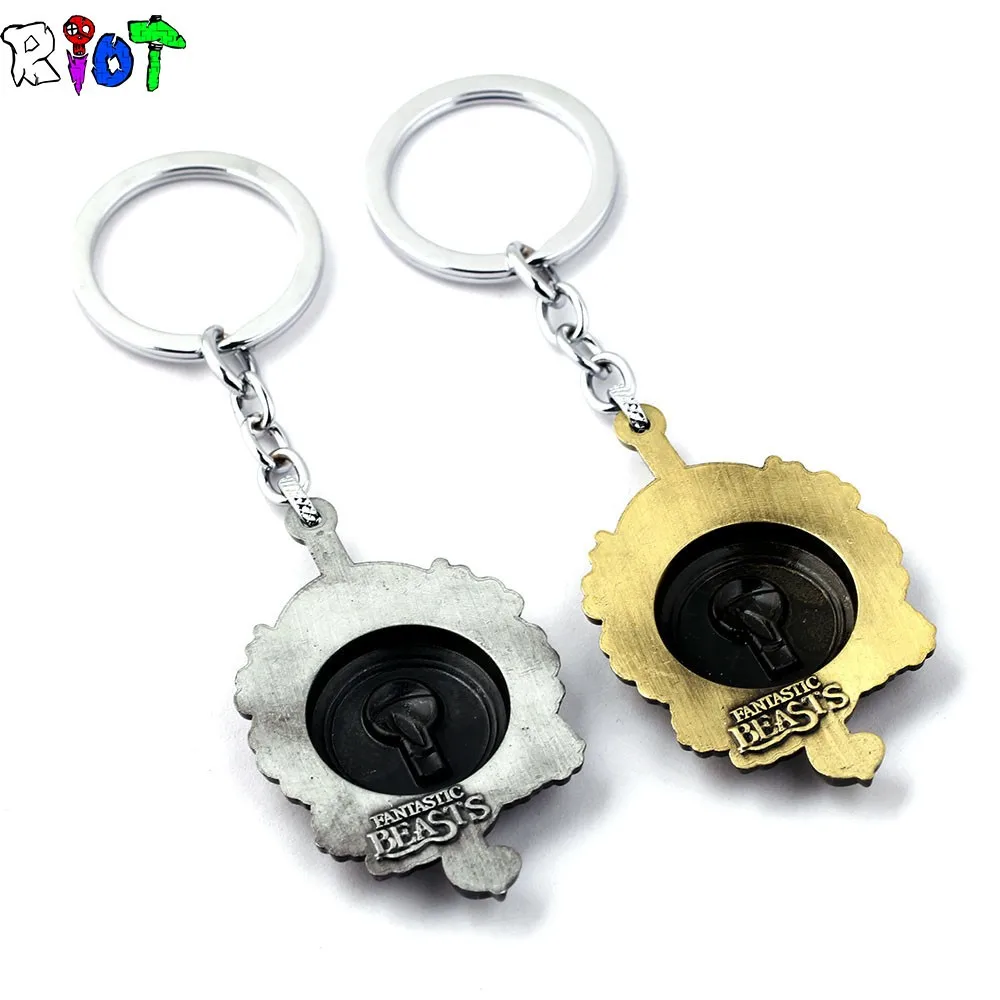 3715816511_2058721810